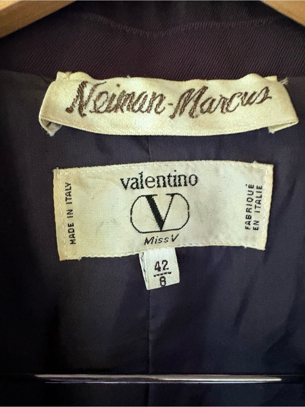 Vintage Valentino Double-Breasted Navy Blazer - Picture 2 of 14